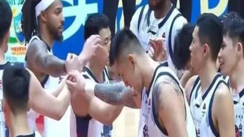 大乐透期号专家质合分析推荐，福利贴答谢粉丝